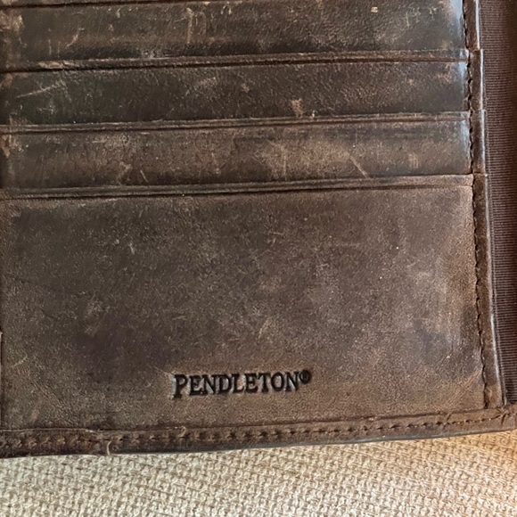 Pendleton wallet - Picture 3 of 3